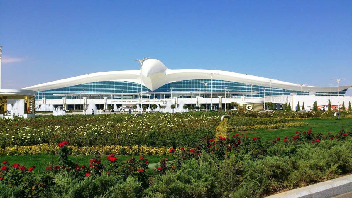 阿什哈巴德花卉与建筑