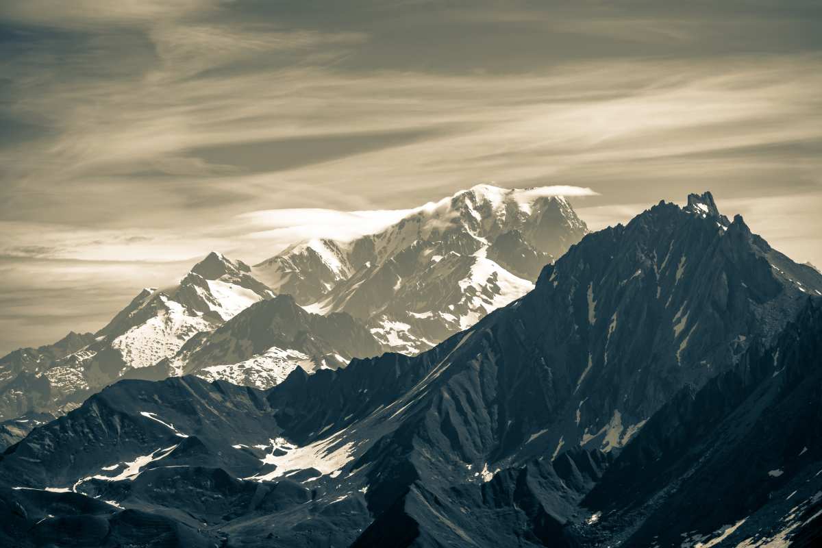 雪山之巅