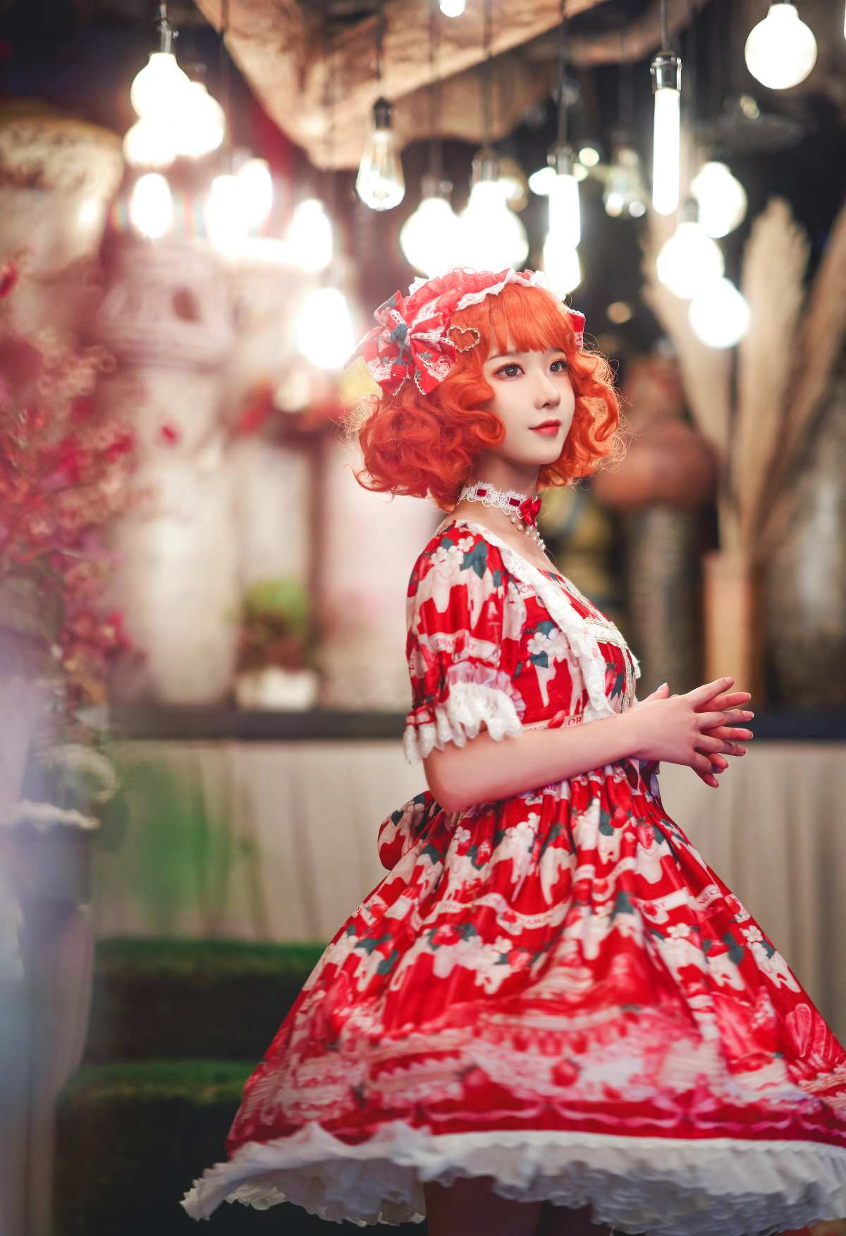 红发少女cosplay