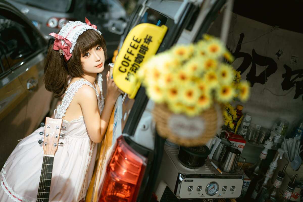 治愈系少女与咖啡车