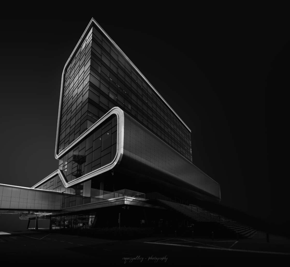 现代建筑黑白色调