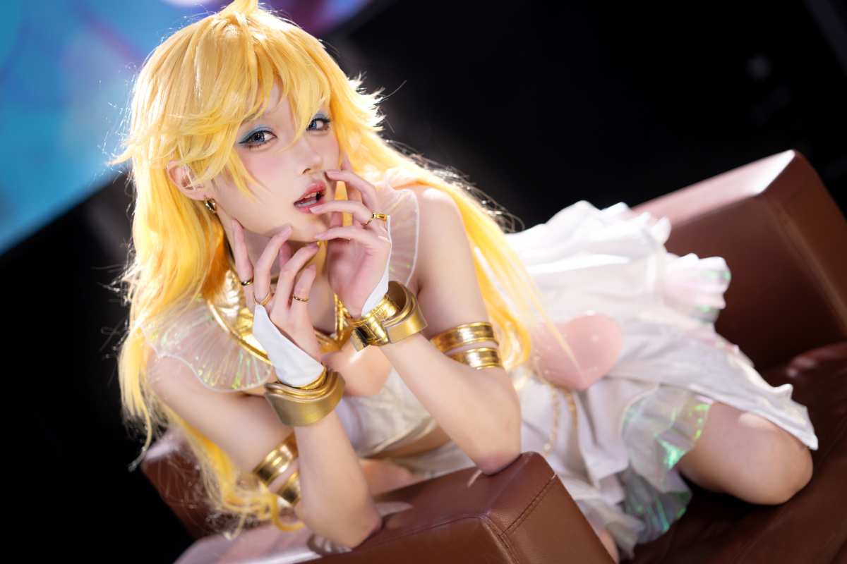 金色长发cosplay壁纸