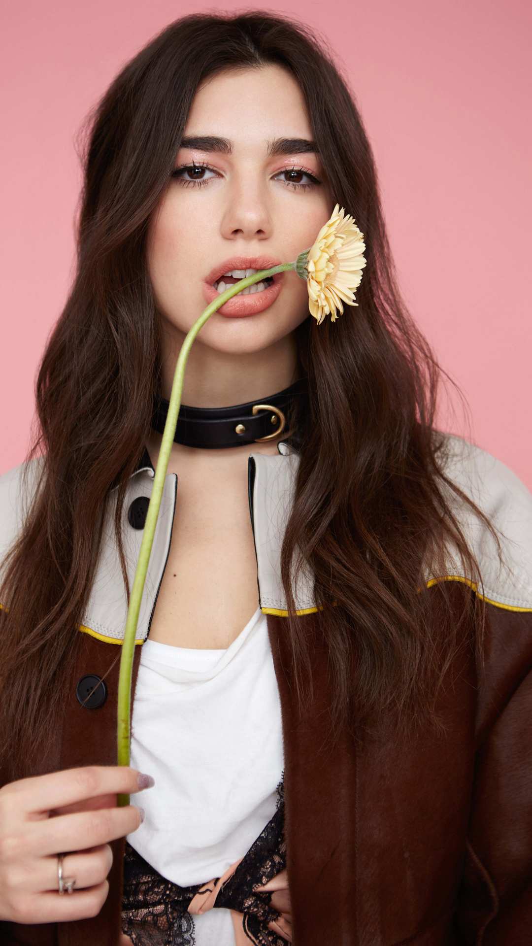 优雅女性花卉肖像