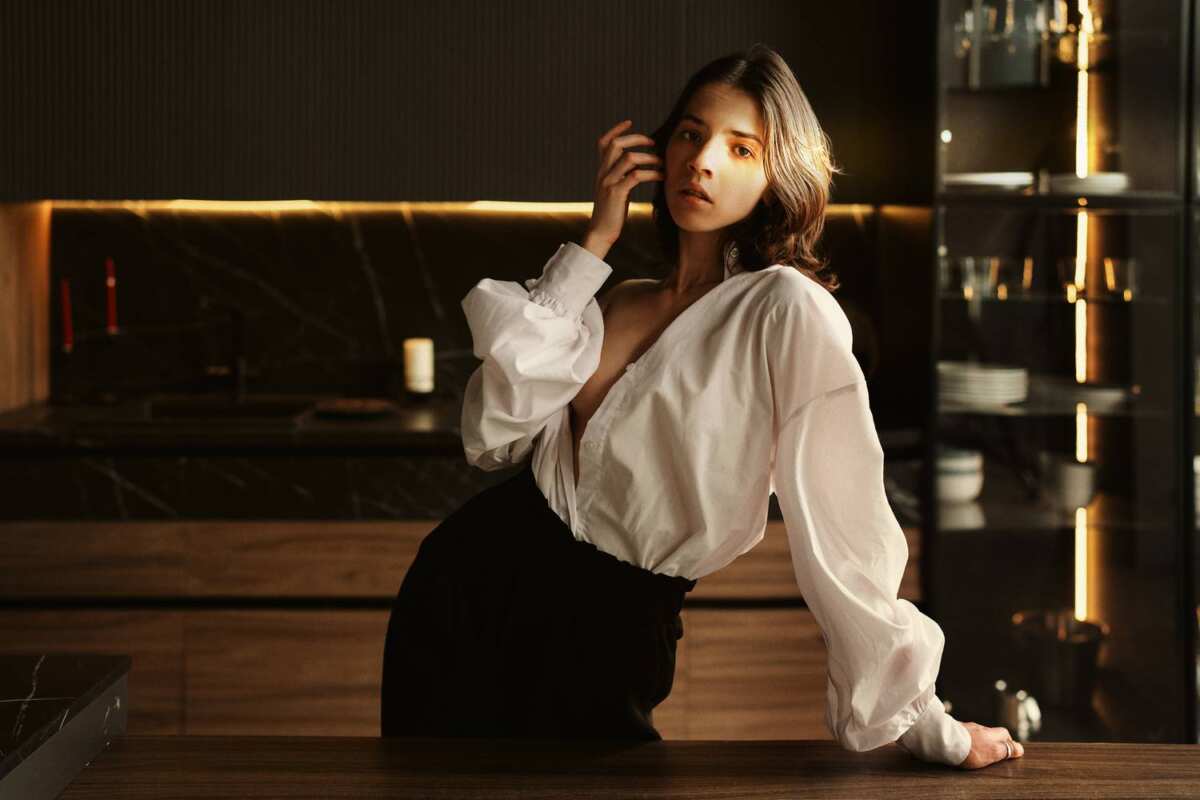 优雅女性桌面背景