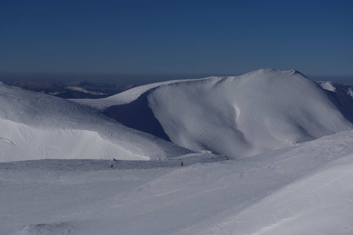 雪域山景