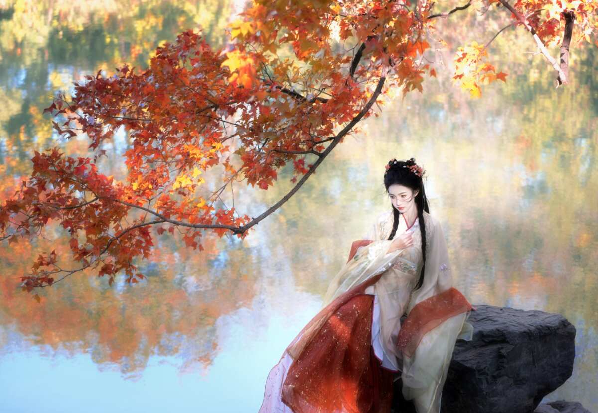 秋日枫影