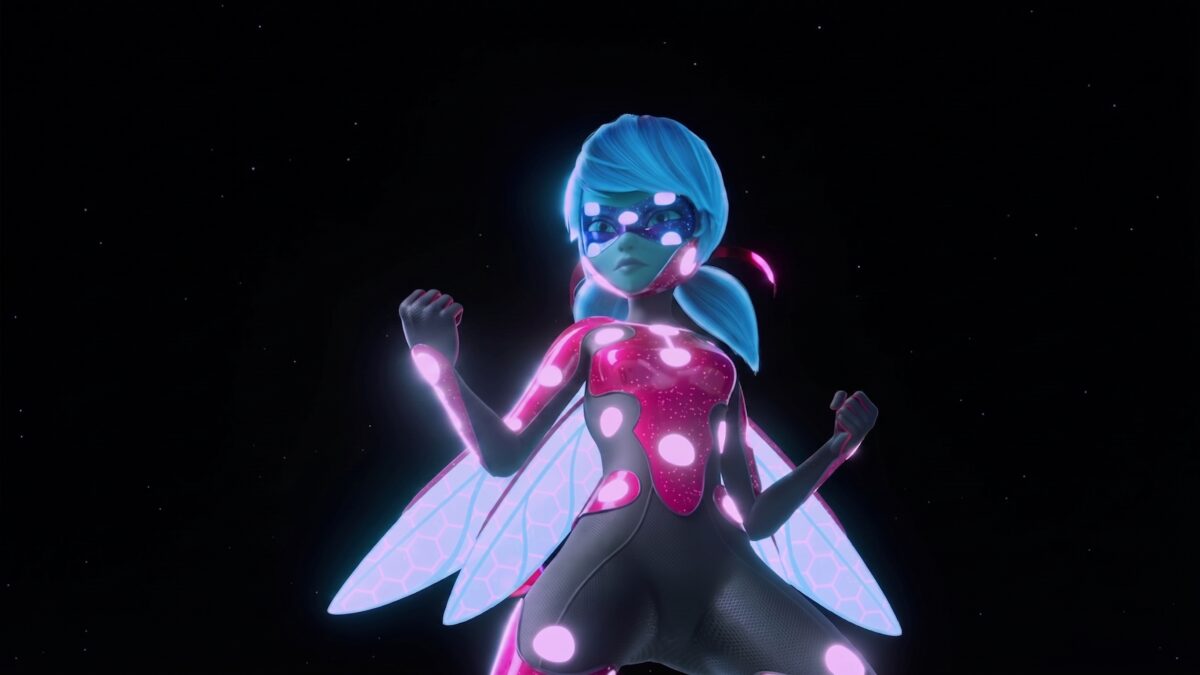 宇宙中的瓢虫少女