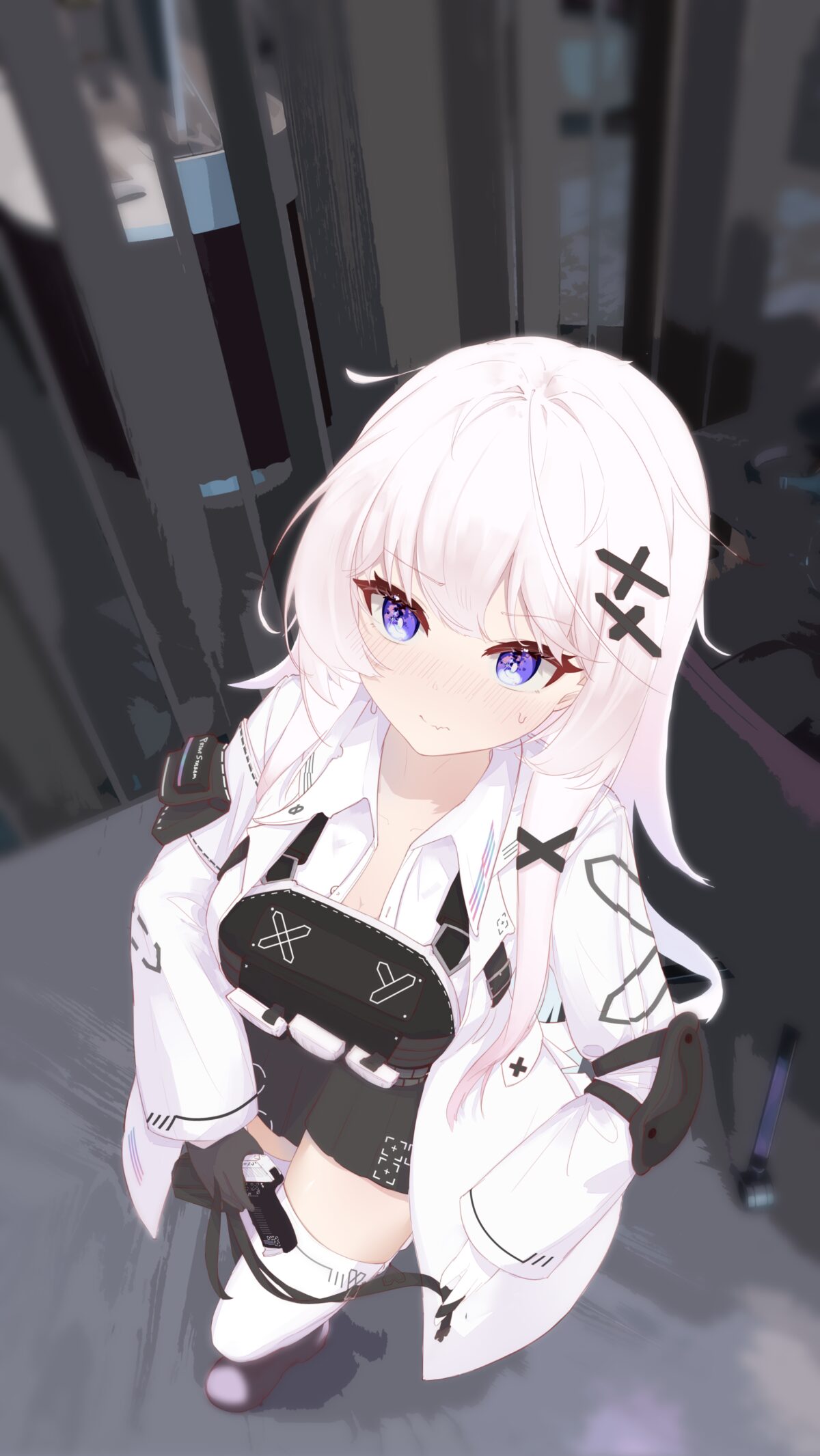 白发紫瞳少女