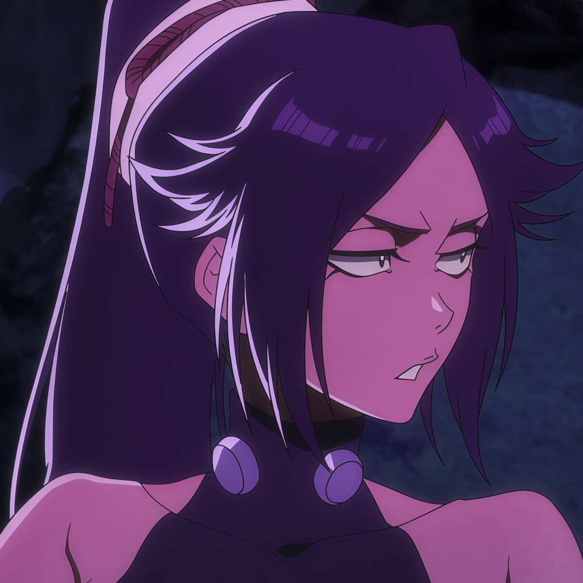 紫色长发动漫女孩