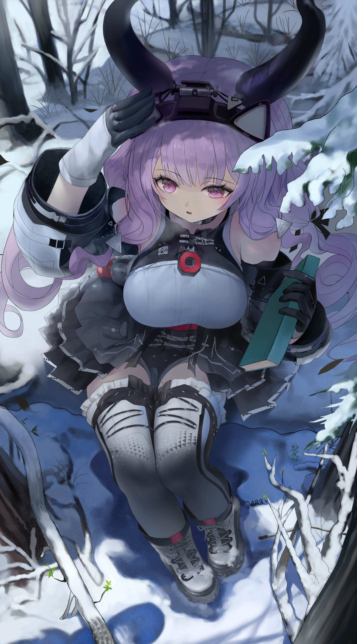 紫发少女雪地探险
