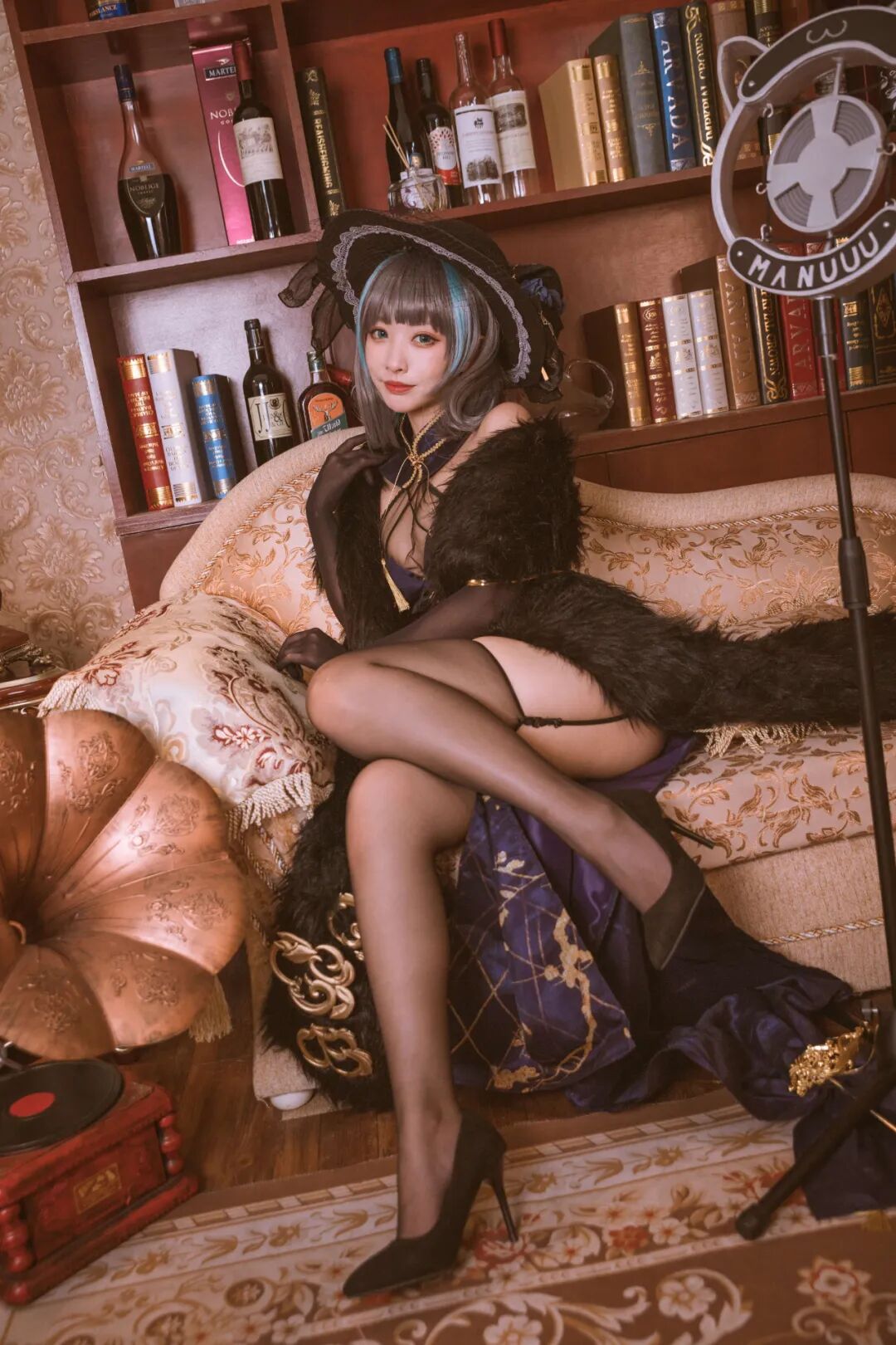 Cosplay写真│宮本桜│拥有闪耀魅力的Coser!