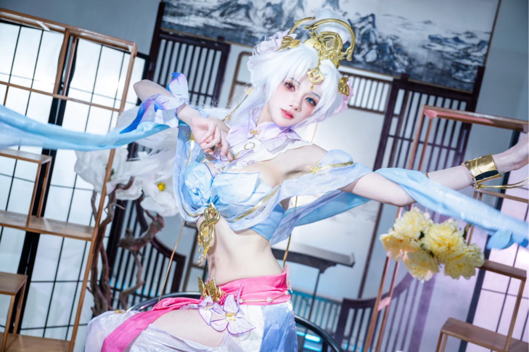Cosplay写真|努力的十八魔|拥有逆天大长腿的coser！
