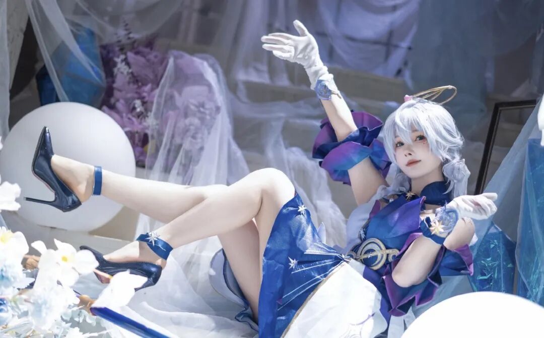 Cosplay写真|超级小禾儿|大长腿甜美御姐!