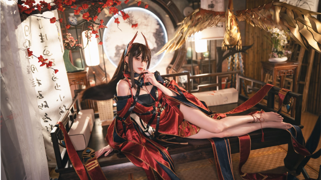 Cosplay写真|努力的十八魔|拥有逆天大长腿的coser！