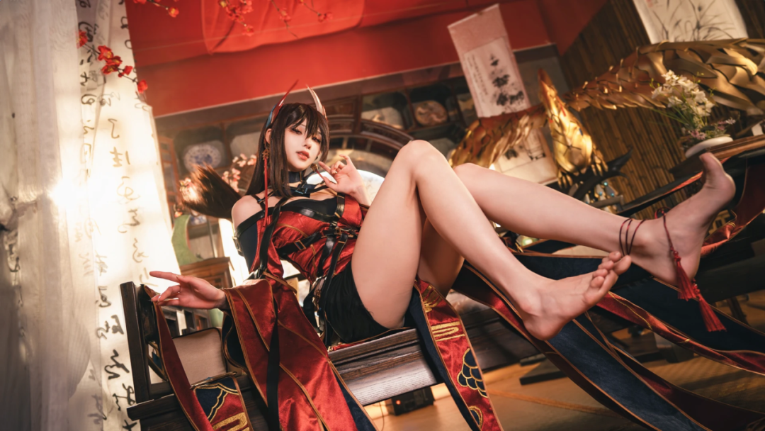 Cosplay写真|努力的十八魔|拥有逆天大长腿的coser！