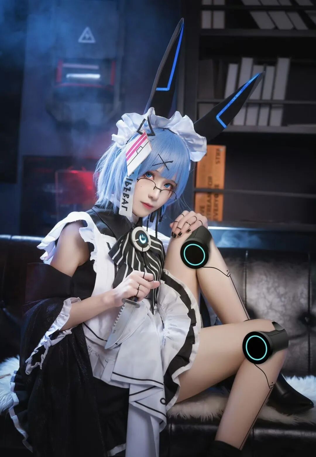 Cosplay写真|Tomoyo酱|钟爱白毛异瞳吖!