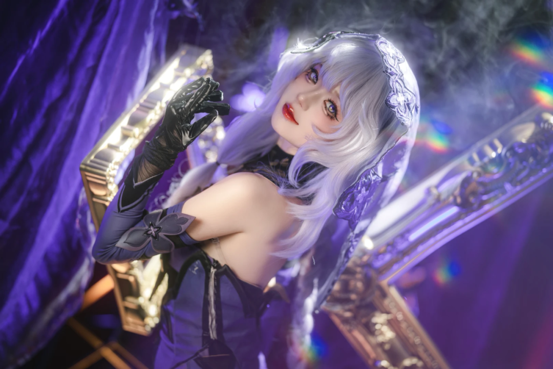 Cosplay写真|丝言不吃包子|颜值抗打的coser!