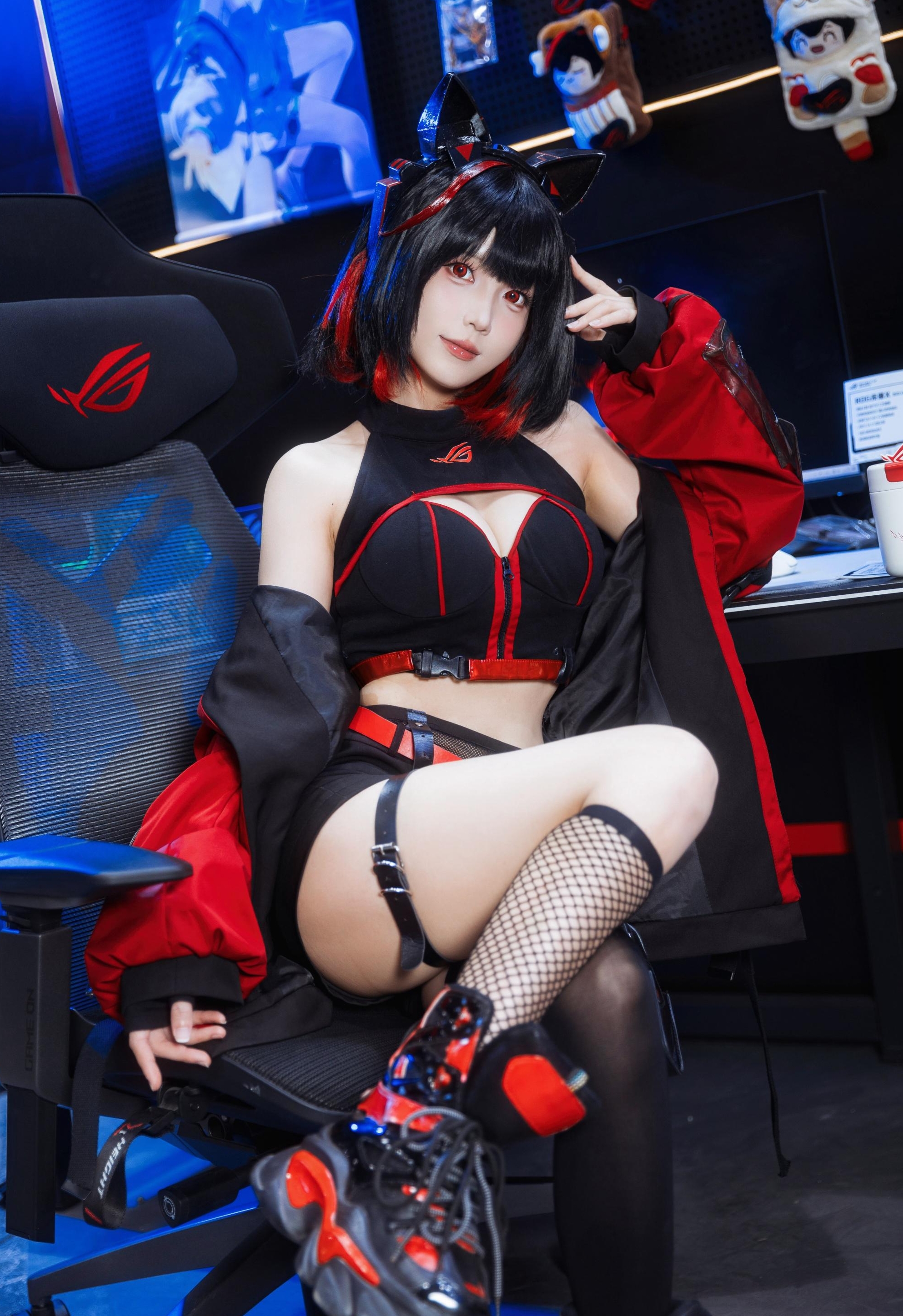Cosplay写真 | 思涼poi | 御姐与甜妹自由切换