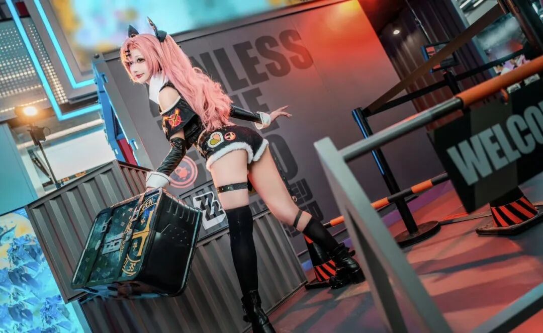 Cosplay写真|小南宫|大长腿小姐姐一枚呀！