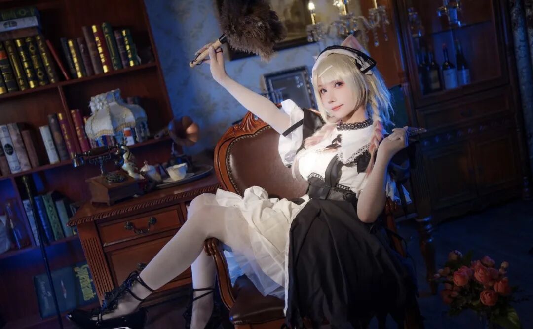 Cosplay写真|超级小禾儿|大长腿甜美御姐!