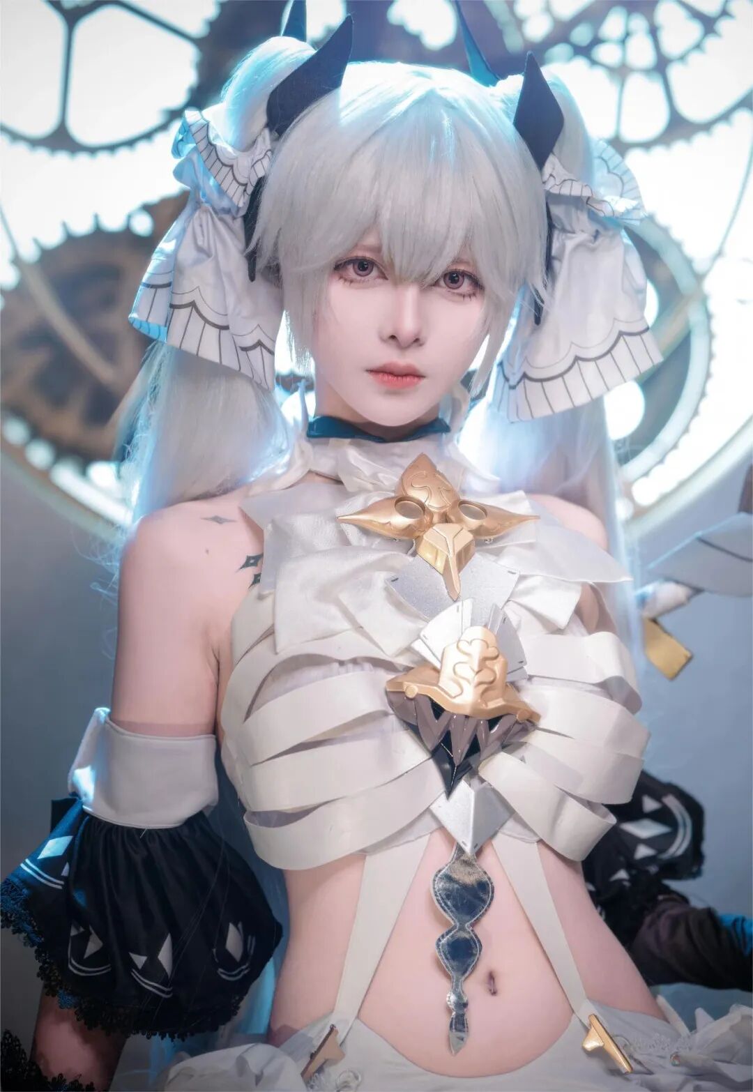 Cosplay写真│腥味猫罐│美貌与实力并存!