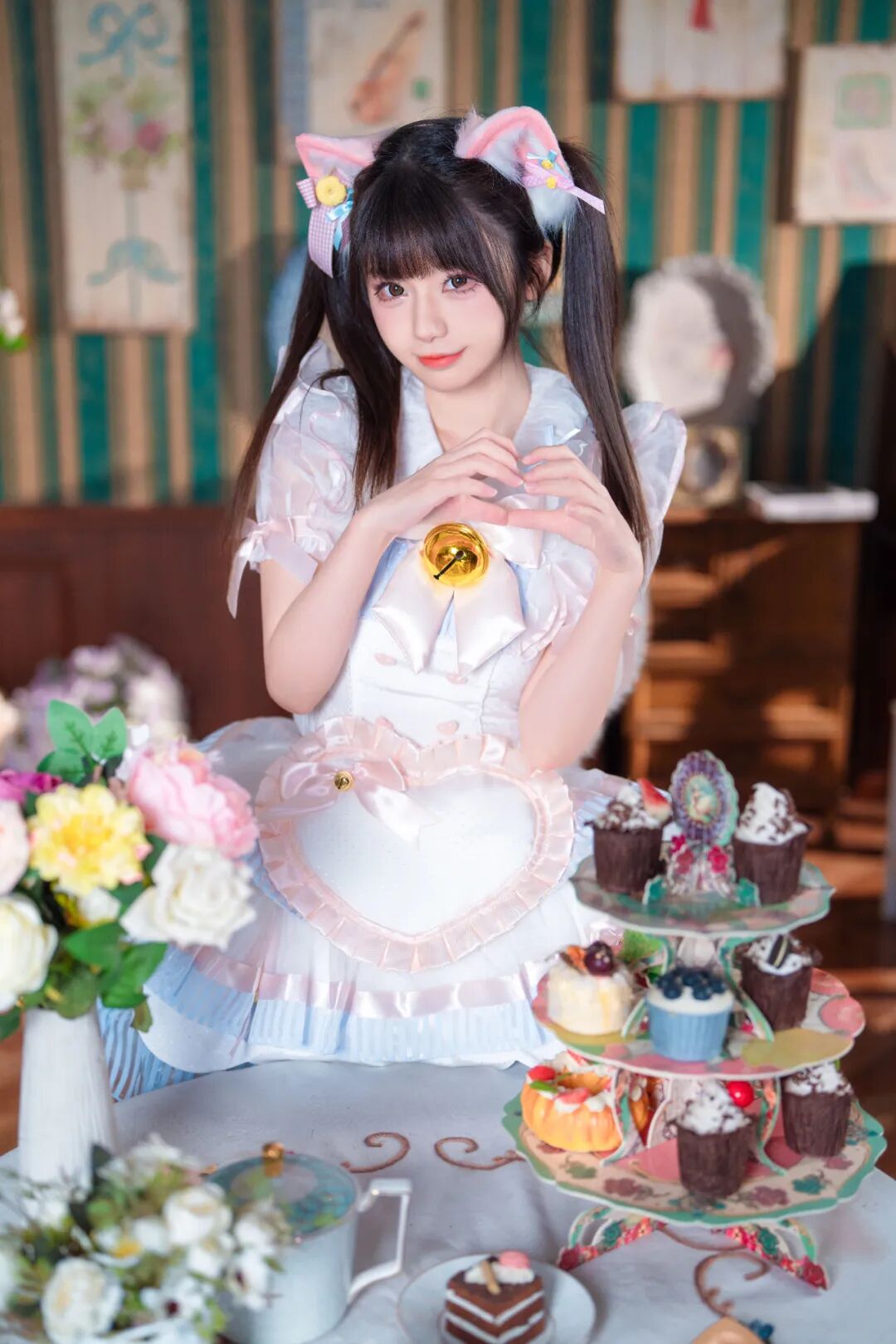 Cosplay写真|-猫大人-| 甜美长相魔鬼身材！