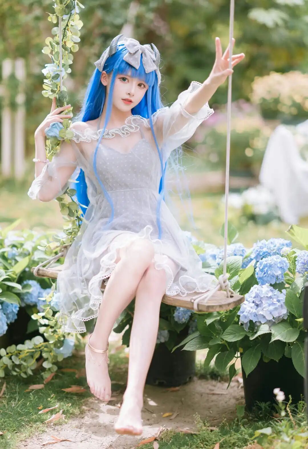 Cosplay写真│腥味猫罐│美貌与实力并存!